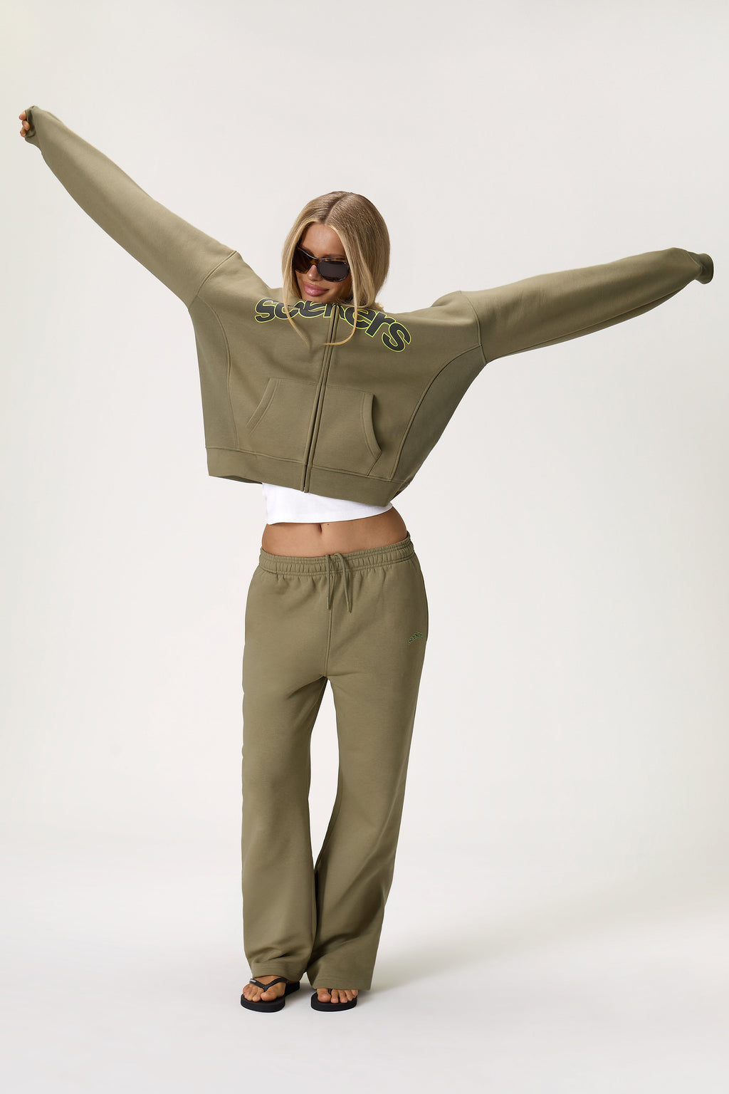 Seekers Doozy Wide Leg Sweatpants in Khaki