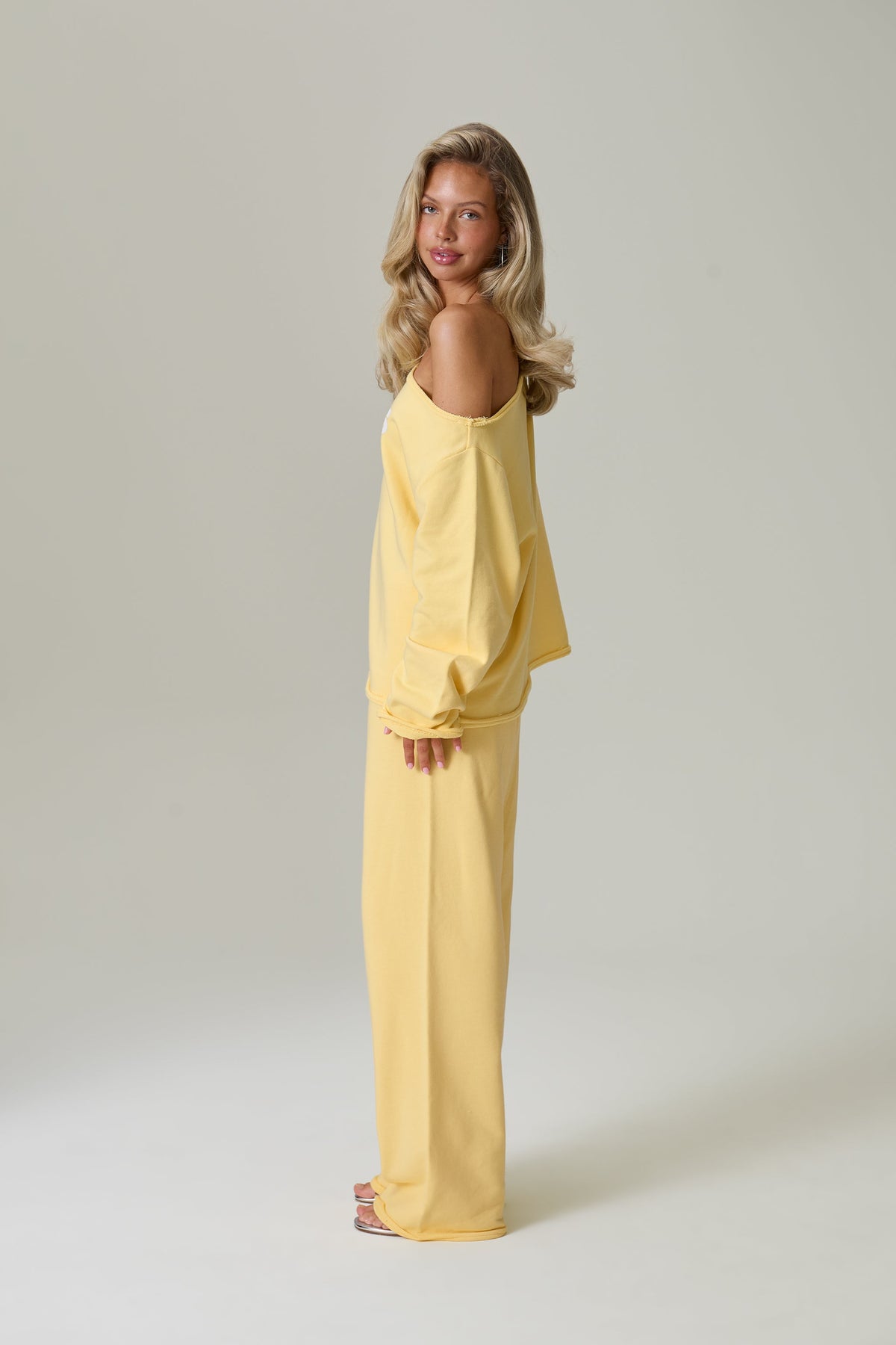 Seekers Slouch Top in Yellow