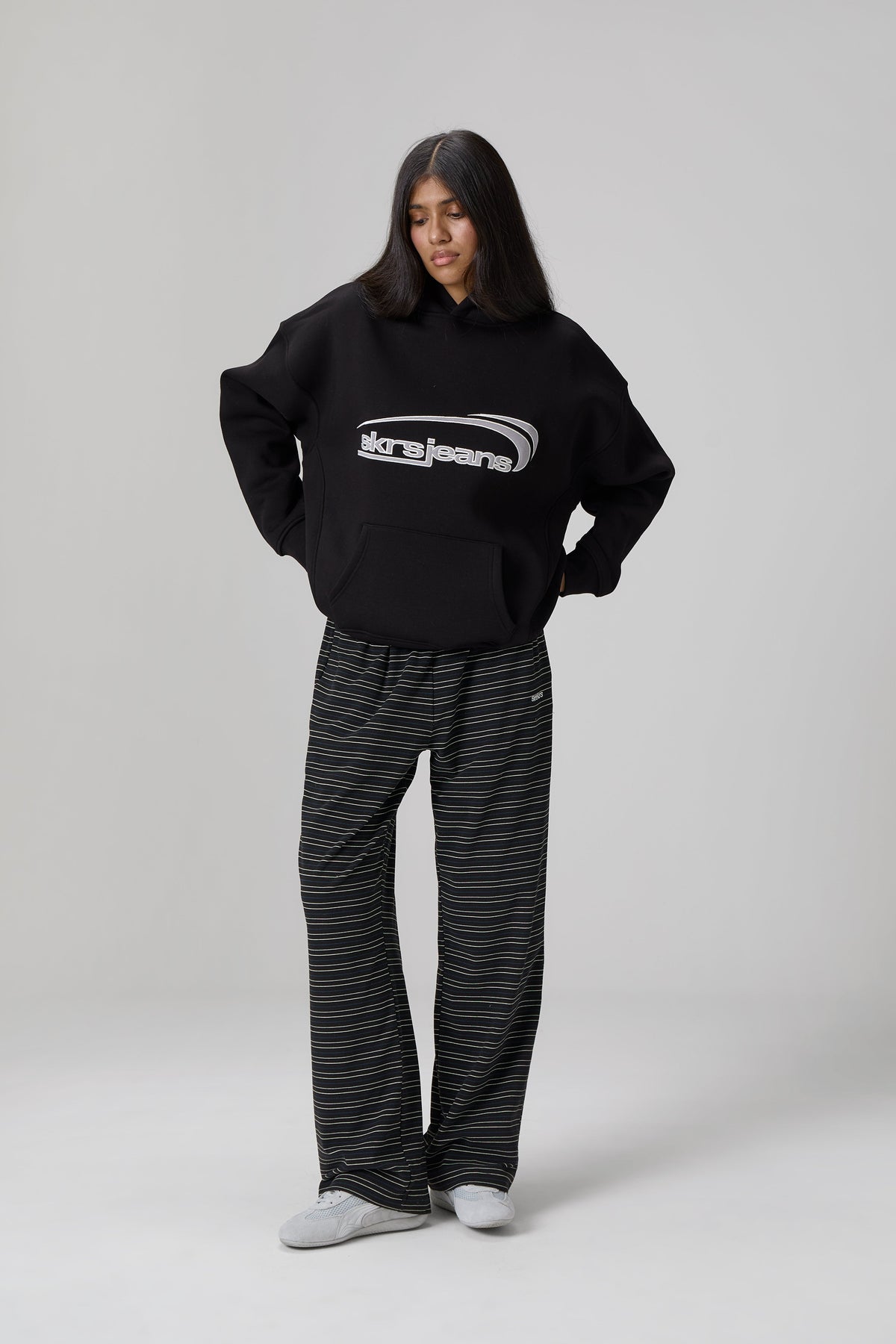 Staten Logo Hoodie in Black