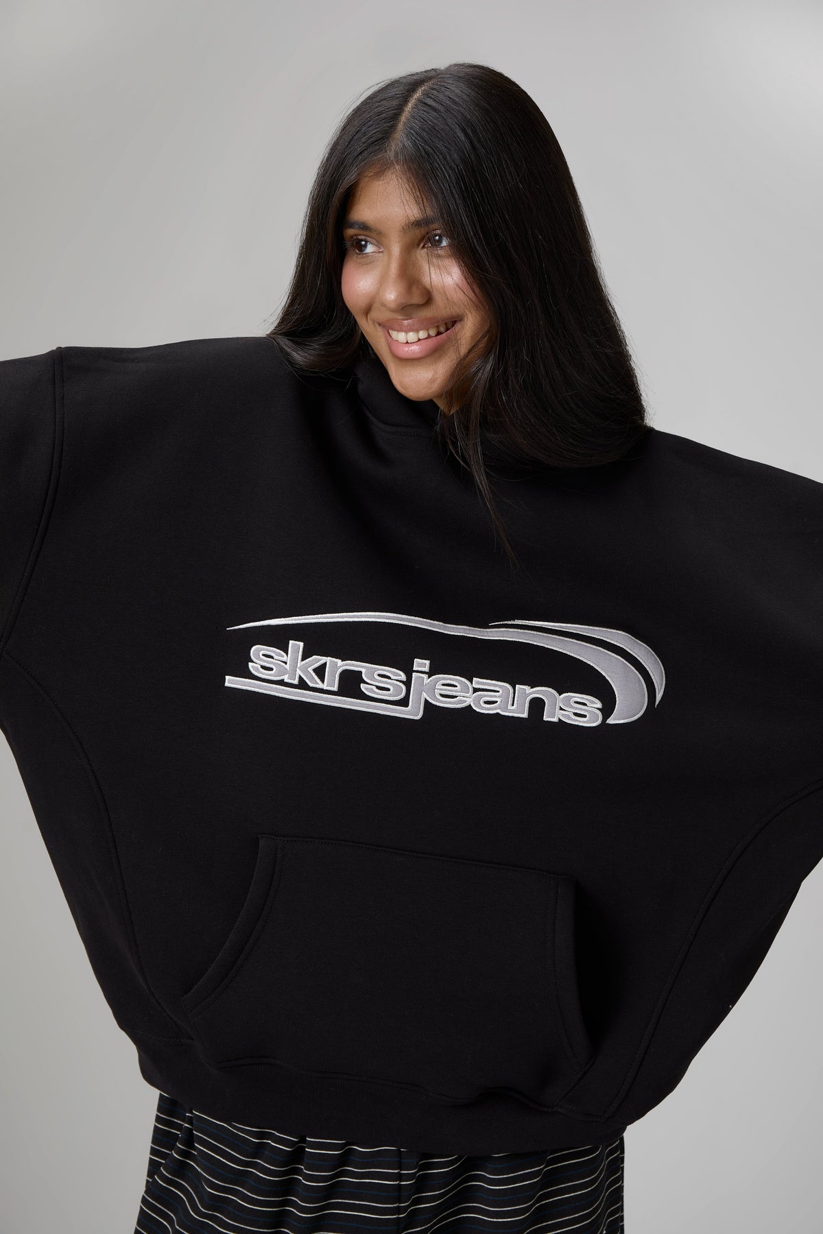 Staten Logo Hoodie in Black