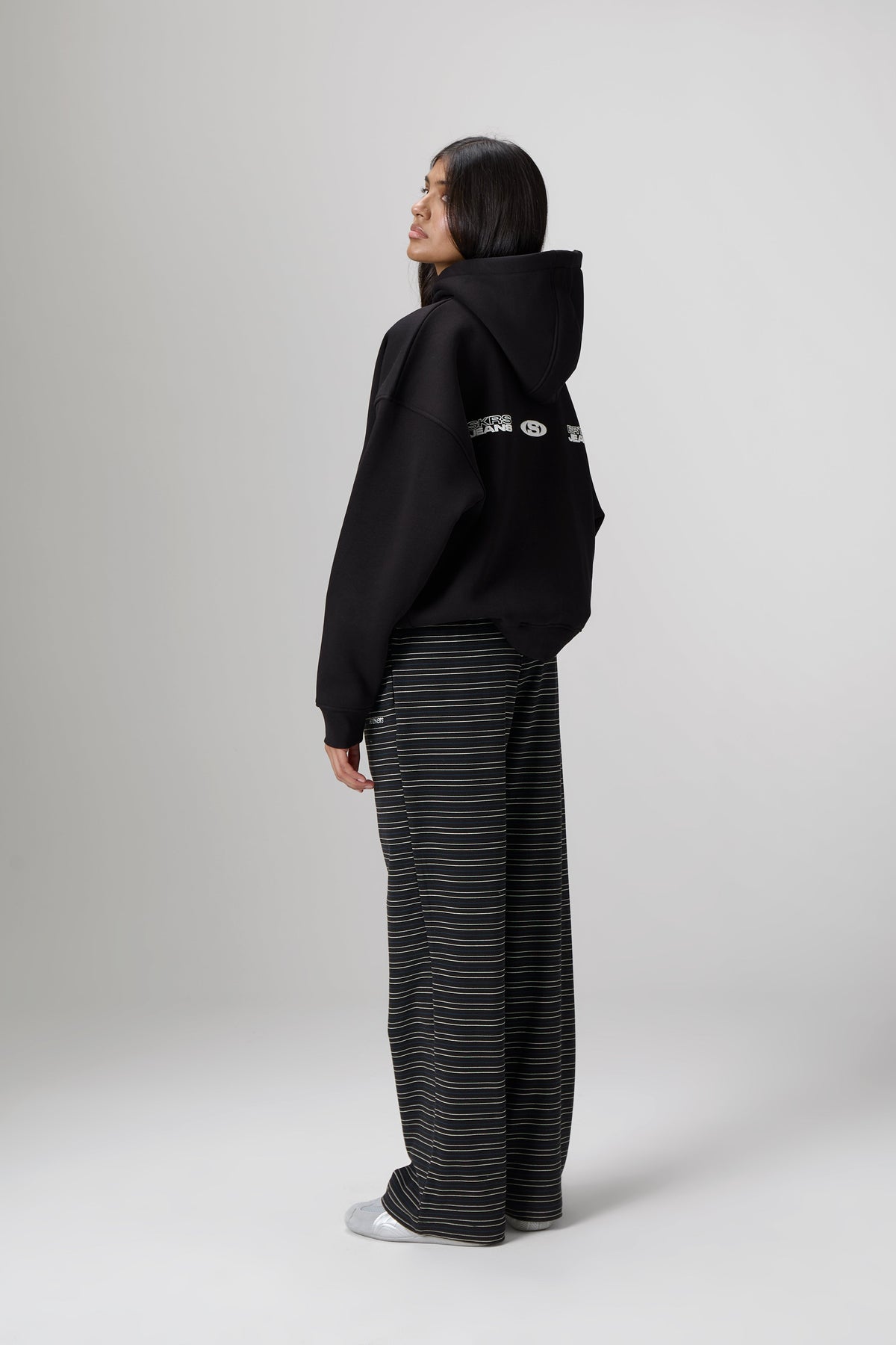 Staten Logo Hoodie in Black