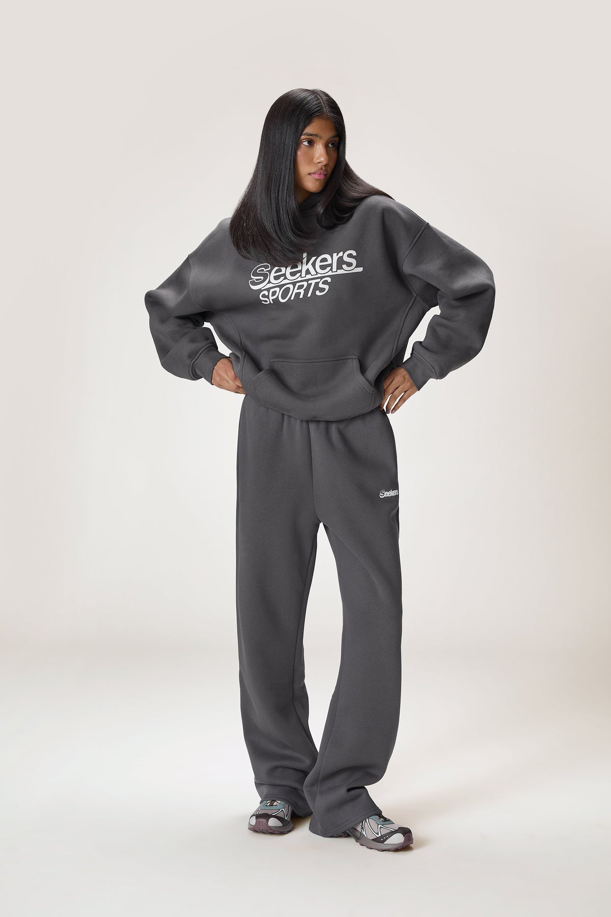 Seekers Sports Hoodie in Charcoal