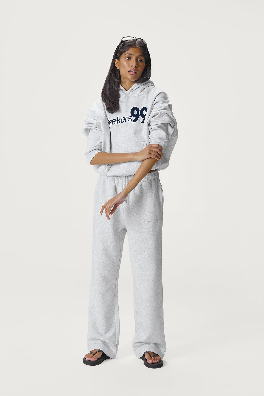 Seekers 99 Hoodie in Passive