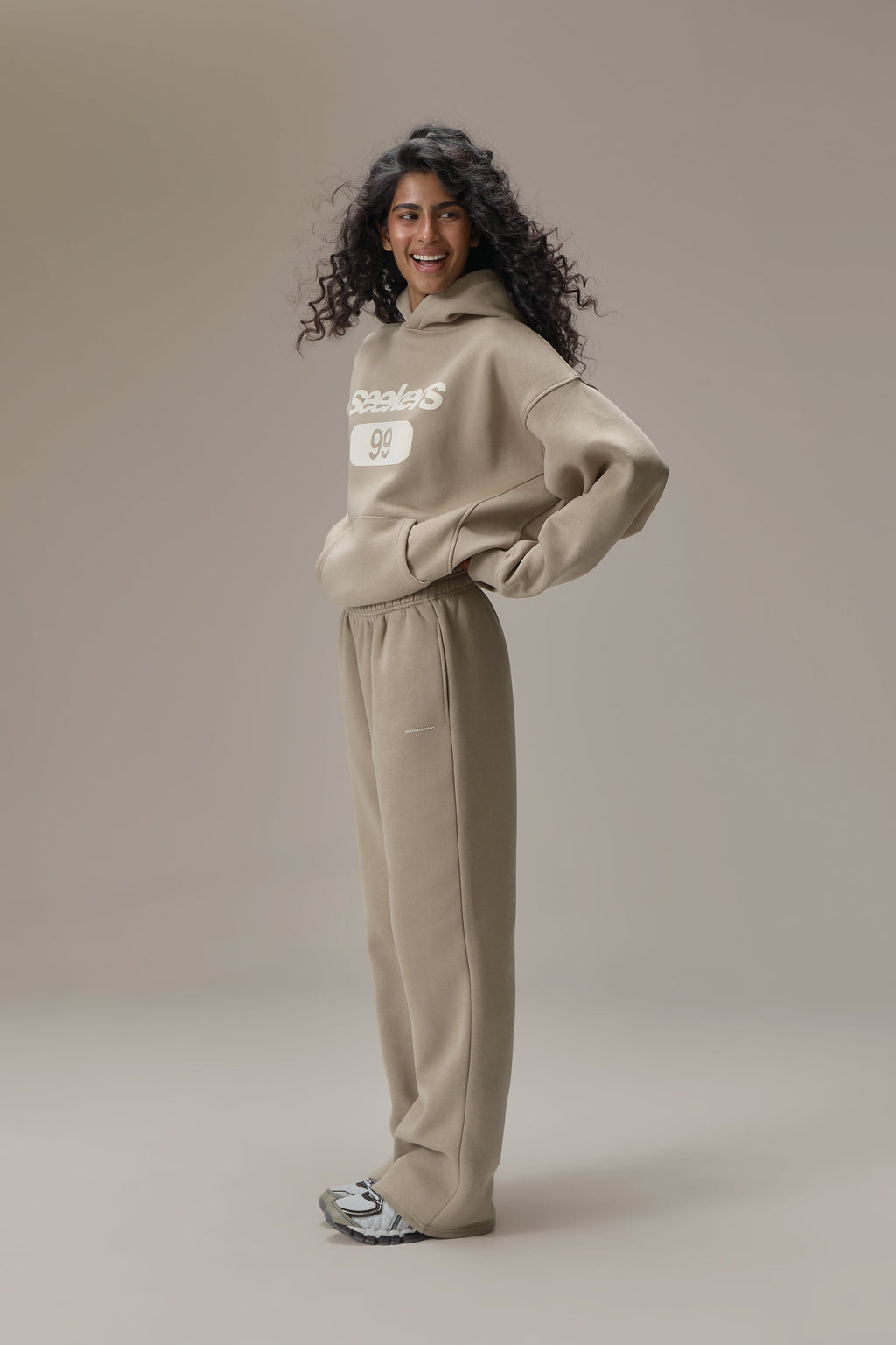 Seekers Classic Wide Leg Sweatpants in Beige